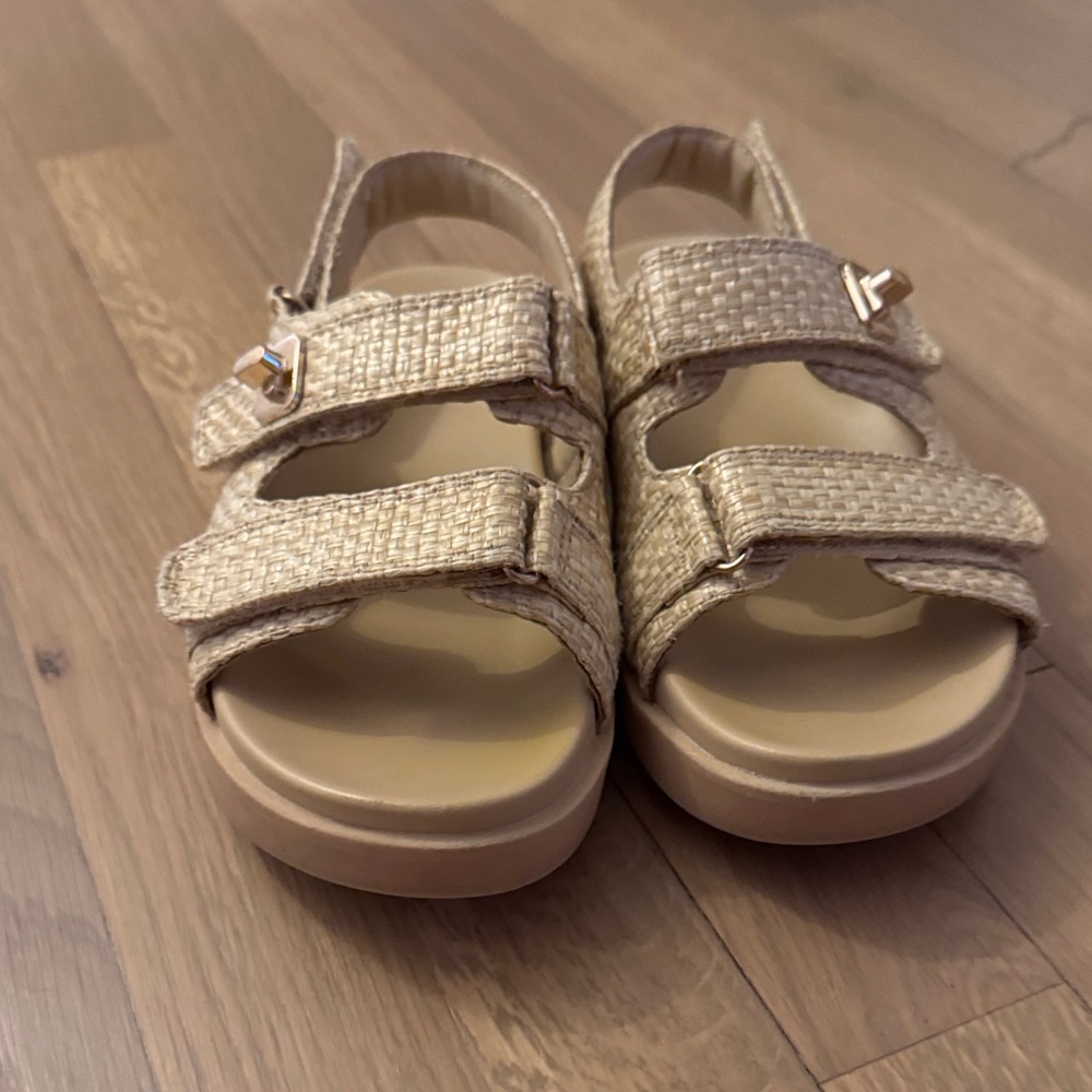 Art Class Tan Kids Sandals